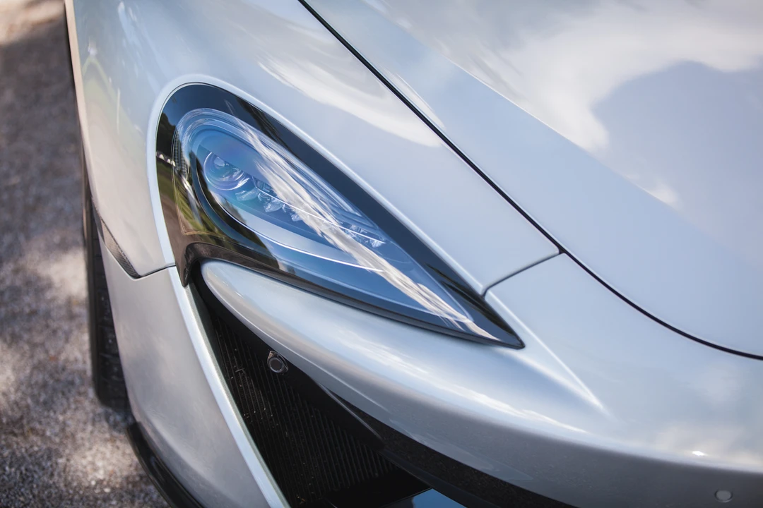2016 McLaren 570S - Image 11 of 31