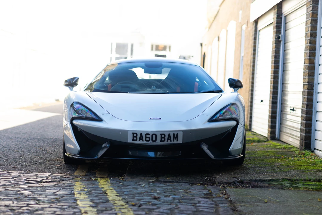 2016 McLaren 570S - Image 6 of 31