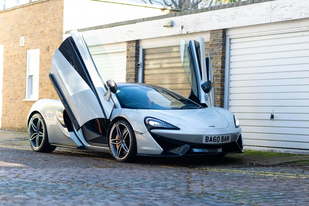 2016 McLaren 570S - Image 10 of 31