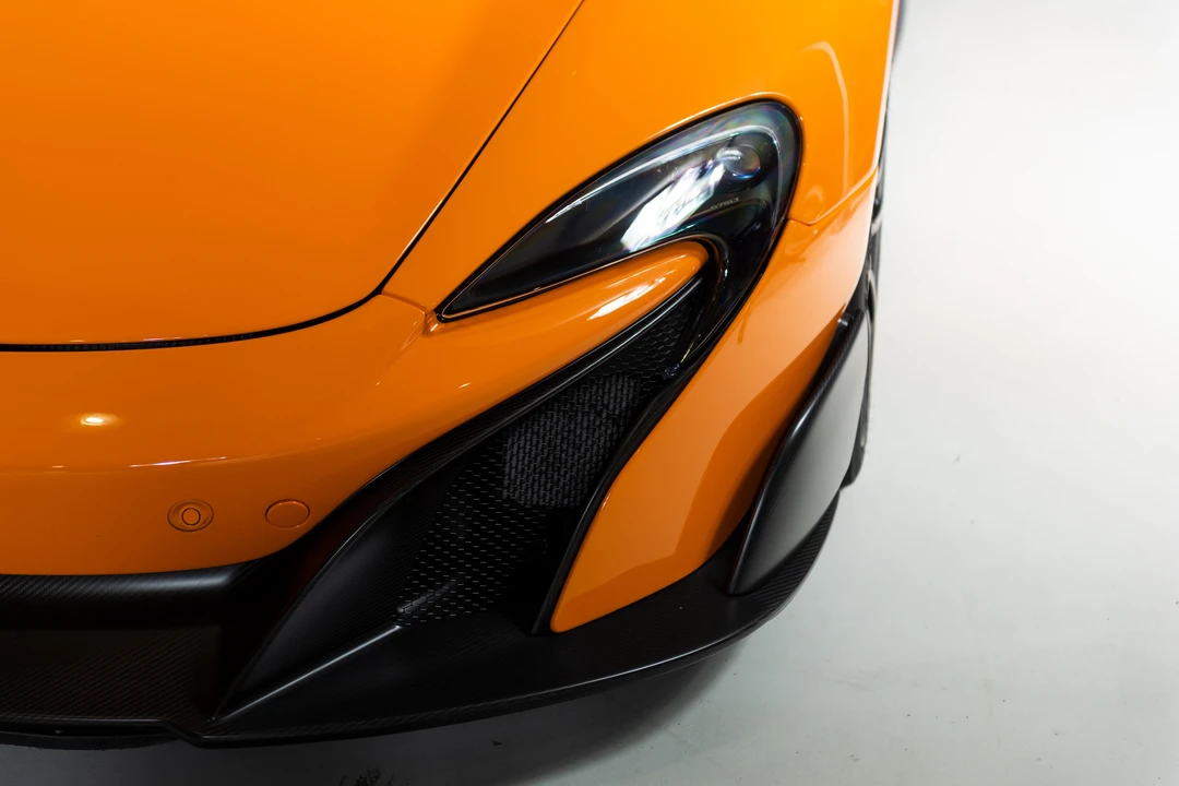 2016 McLaren 675LT Coupe - Image 14 of 31