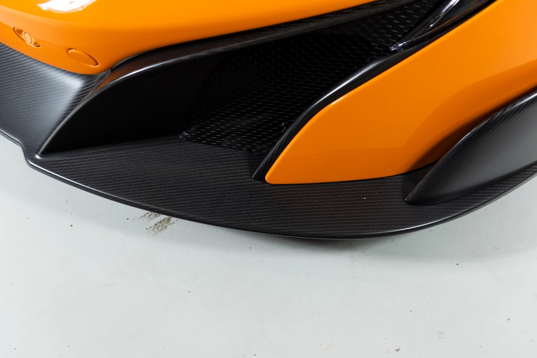 2016 McLaren 675LT Coupe - Image 19 of 31