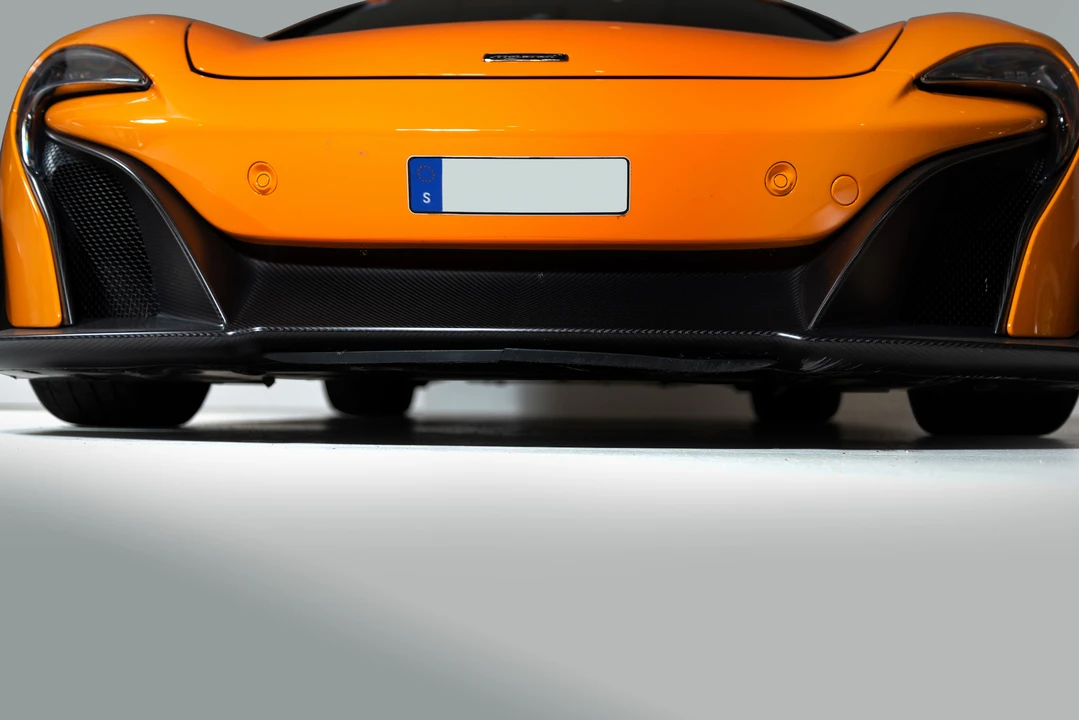 2016 McLaren 675LT Coupe - Image 20 of 31