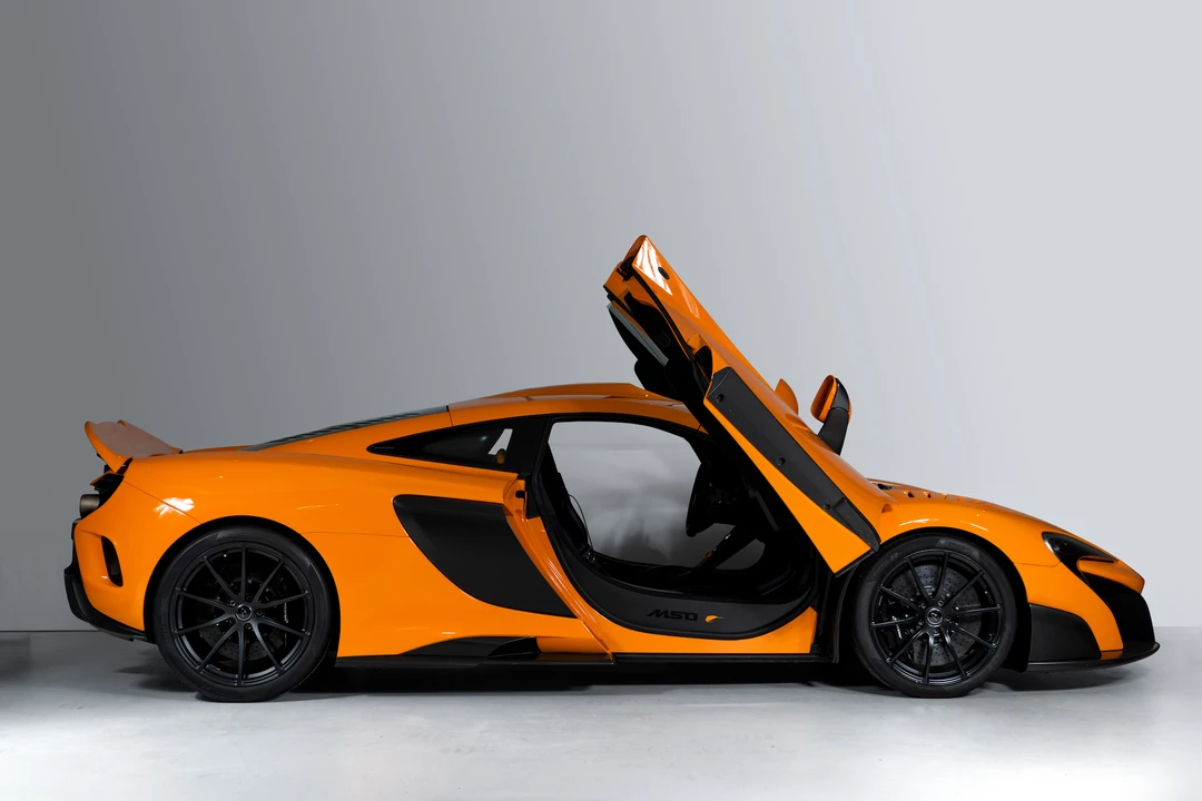 2016 McLaren 675LT Coupe - Image 10 of 31