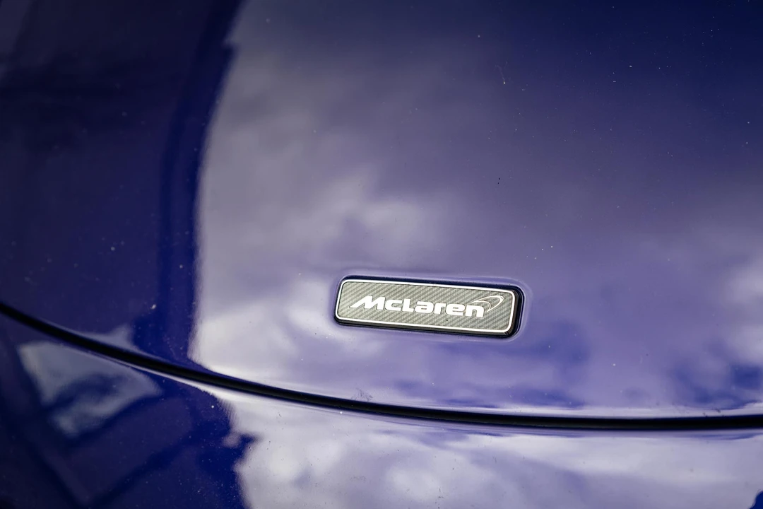 2016 McLaren 675LT - Image 30 of 31
