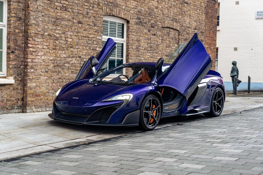 2016 McLaren 675LT - Image 12 of 31