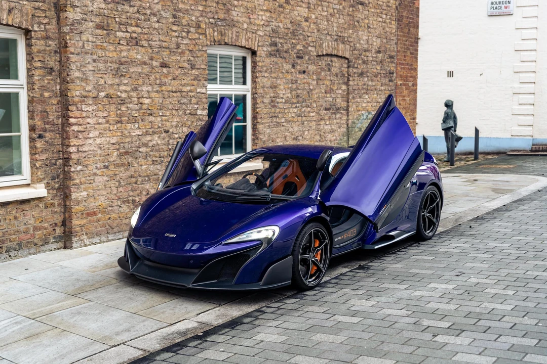 2016 McLaren 675LT - Image 4 of 31