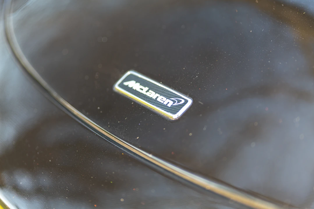 2016 McLaren 675LT Spider - Image 14 of 31
