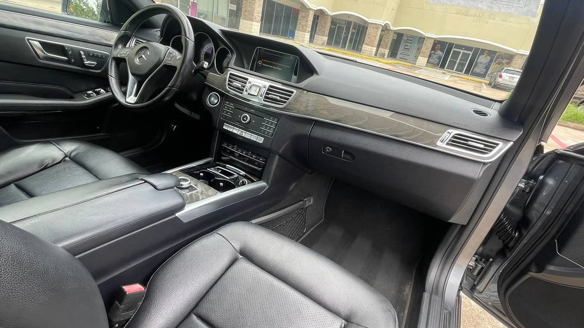 2016 Mercedes-Benz W212 E-Class - Image 12 of 23