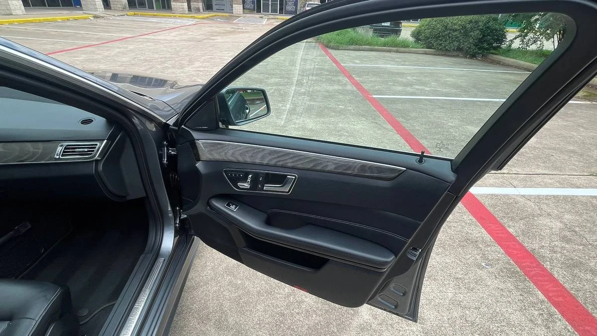 2016 Mercedes-Benz W212 E-Class - Image 17 of 23