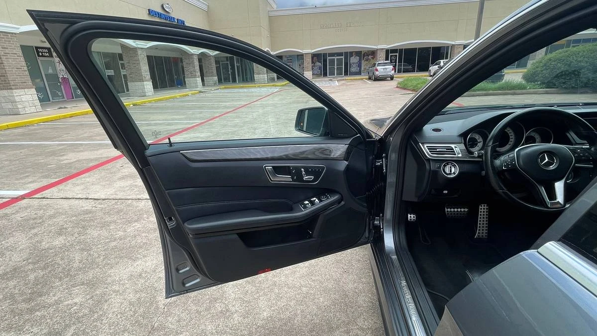 2016 Mercedes-Benz W212 E-Class - Image 16 of 23