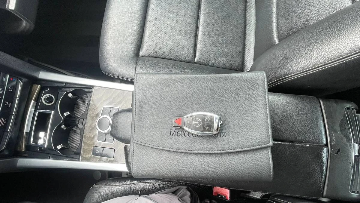 2016 Mercedes-Benz W212 E-Class - Image 21 of 23