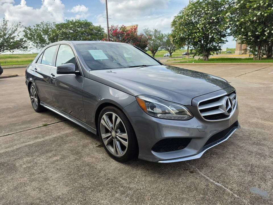 2016 Mercedes-Benz W212 E-Class - Image 2 of 23