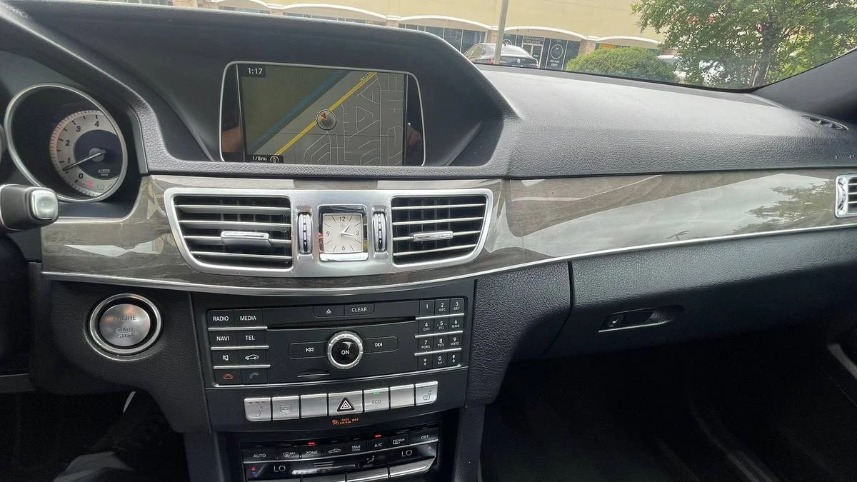 2016 Mercedes-Benz W212 E-Class - Image 19 of 23