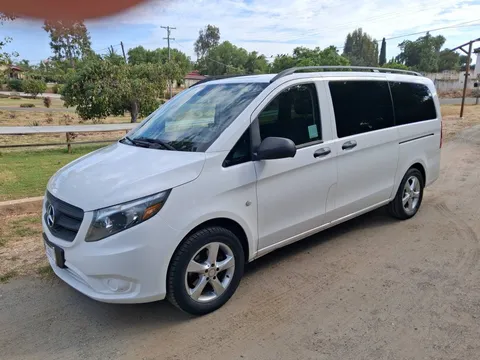 2016 Mercedes-Benz Metris Passenger