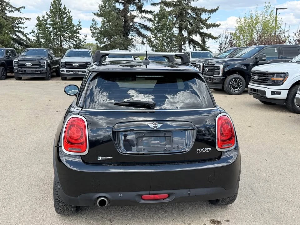 2016 Mini Mini 3rd Gen - Image 5 of 11