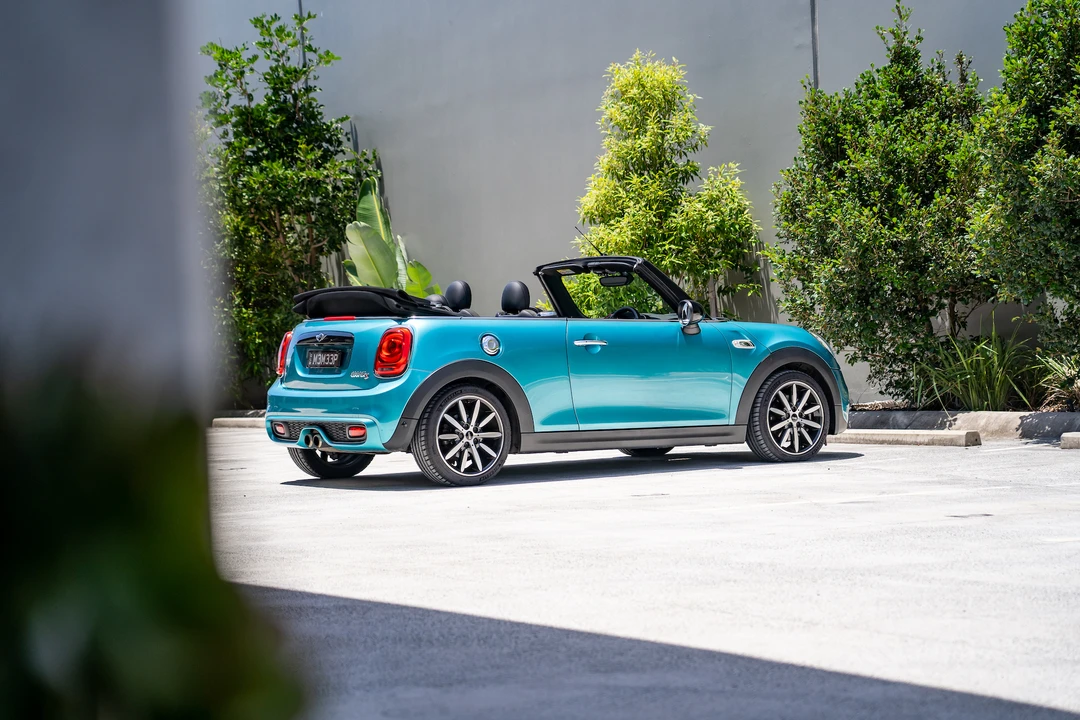 2016 Mini Mini Cooper S 3rd Gen - Image 20 of 31