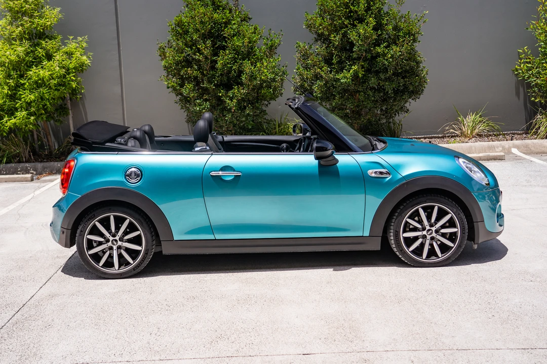 2016 Mini Mini Cooper S 3rd Gen - Image 17 of 31