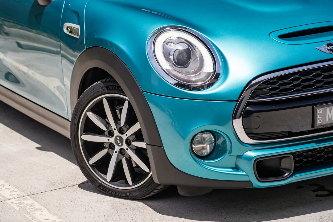 2016 Mini Mini Cooper S 3rd Gen - Image 23 of 31