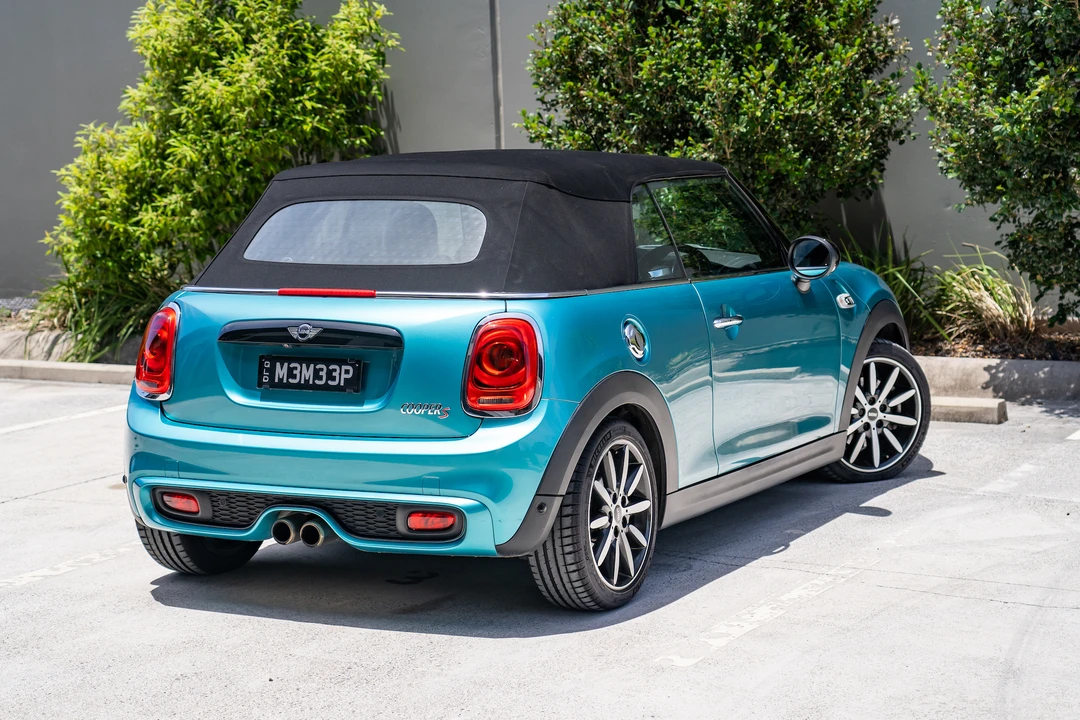 2016 Mini Mini Cooper S 3rd Gen - Image 8 of 31