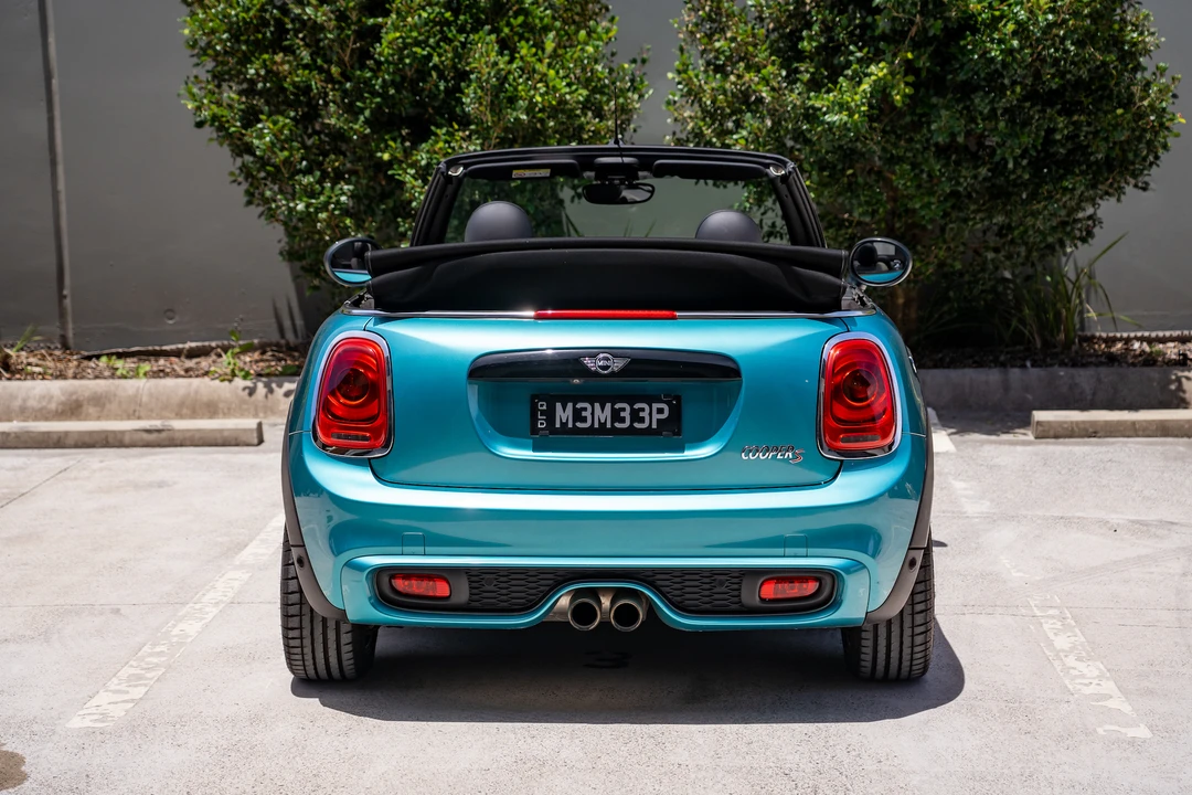 2016 Mini Mini Cooper S 3rd Gen - Image 15 of 31