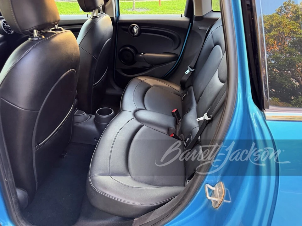 2016 Mini Mini 3rd Gen - Image 8 of 10