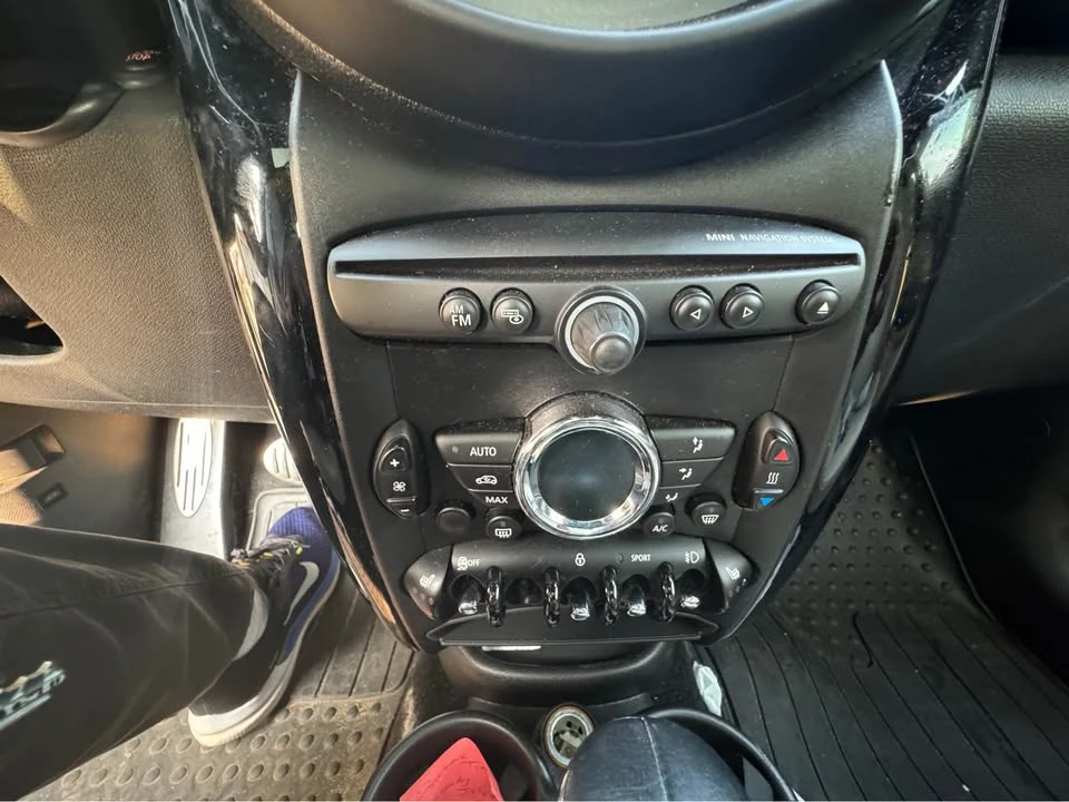 2016 Mini Clubman 2nd Gen - Image 3 of 13