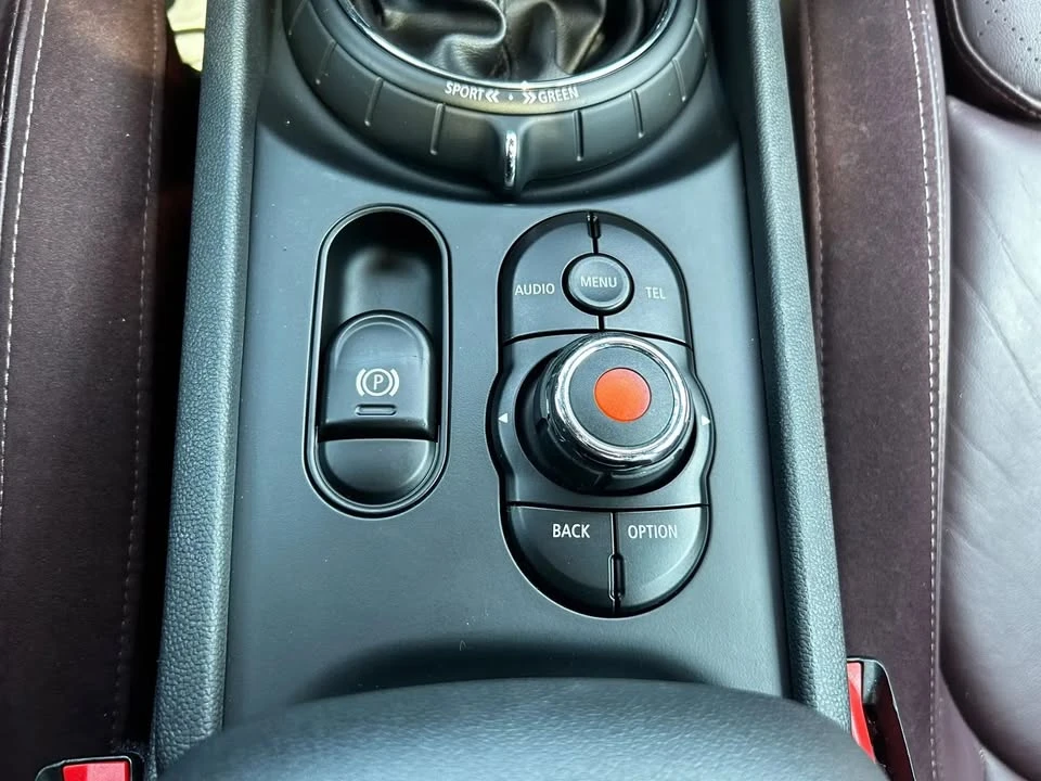 2016 Mini Clubman 2nd Gen - Image 16 of 20