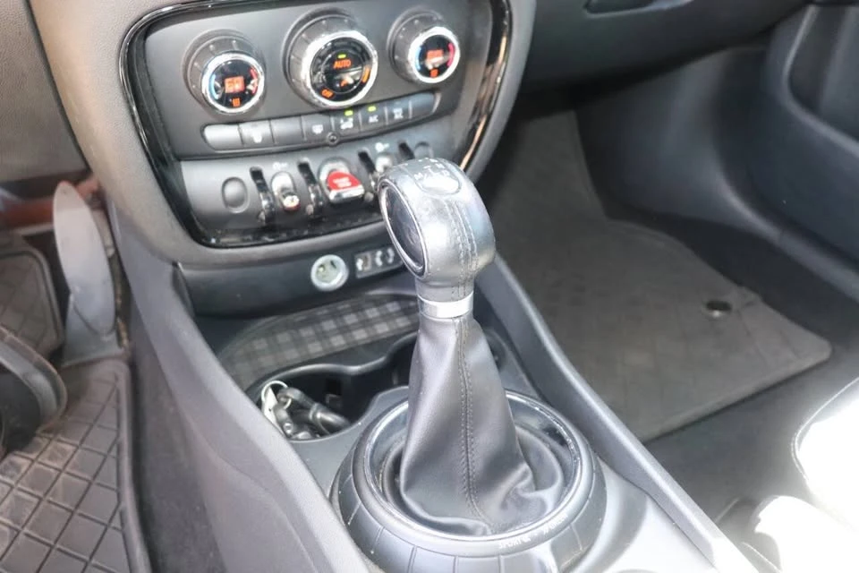 2016 Mini Clubman 2nd Gen - Image 11 of 20