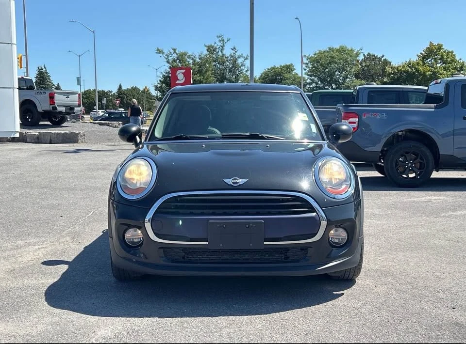 2015 Mini Mini 3rd Gen - Image 2 of 18