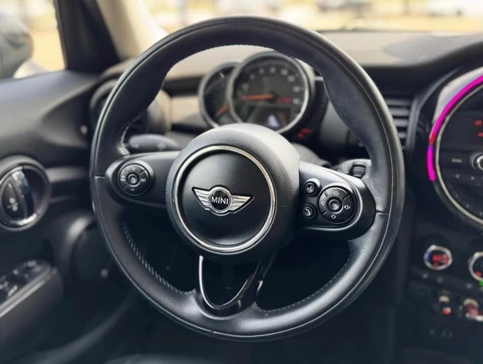 2016 Mini Mini 3rd Gen - Image 9 of 13