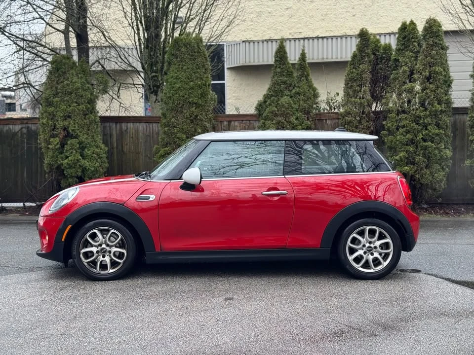 2016 Mini Mini 3rd Gen - Image 2 of 16