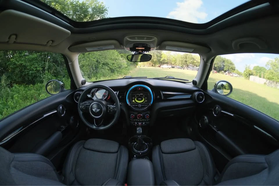 2016 Mini Mini 3rd Gen - Image 9 of 13