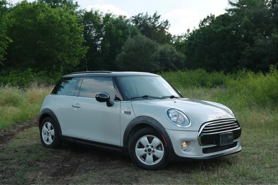 2016 Mini Mini 3rd Gen - Image 3 of 13