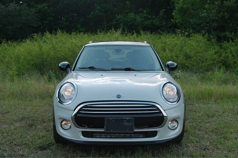 2016 Mini Mini 3rd Gen - Image 2 of 13
