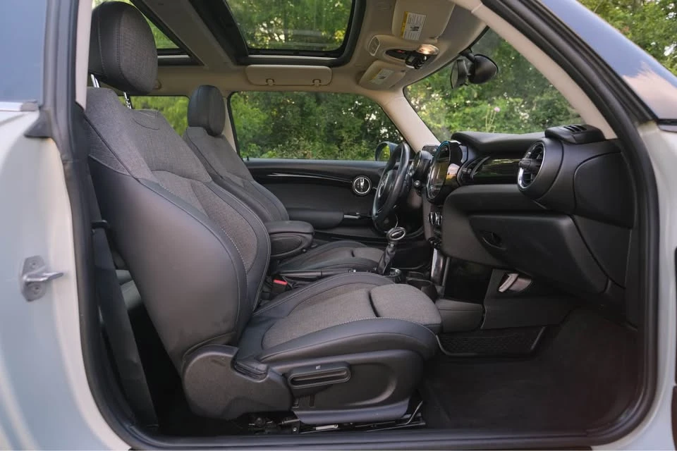 2016 Mini Mini 3rd Gen - Image 6 of 13