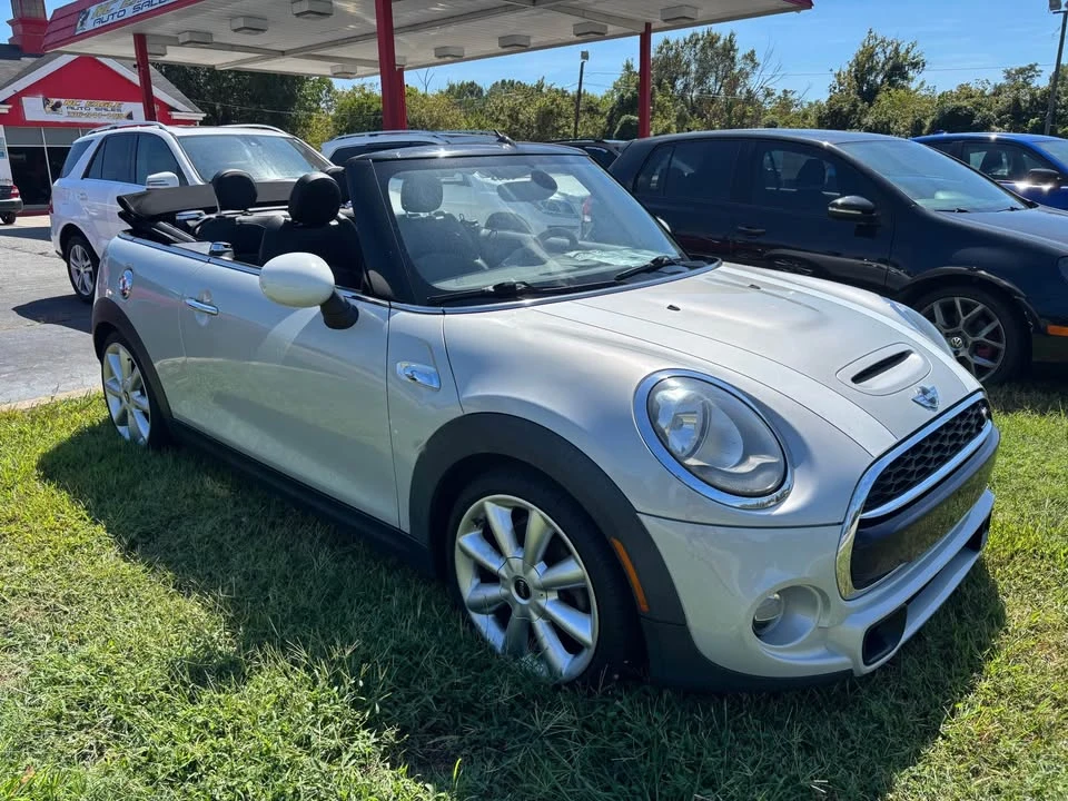 2016 Mini Mini 3rd Gen - Image 3 of 15