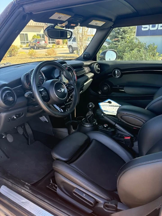 2016 Mini Mini 3rd Gen - Image 2 of 8