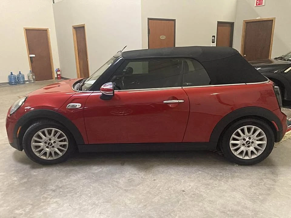2016 Rover - Image 8 of 20