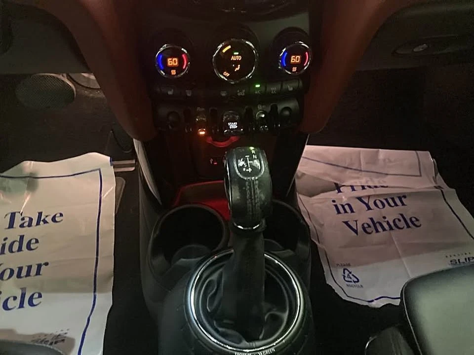 2016 Rover - Image 12 of 20