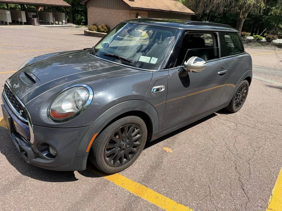 2016 Mini Mini 3rd Gen - Image 2 of 11