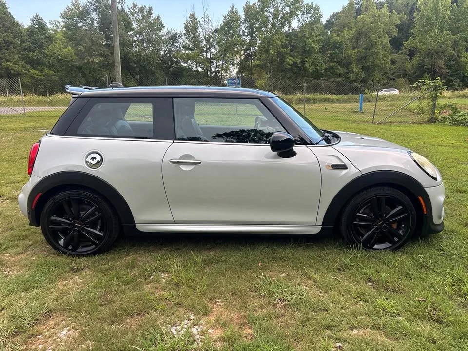 2016 Mini Mini 3rd Gen - Image 2 of 16