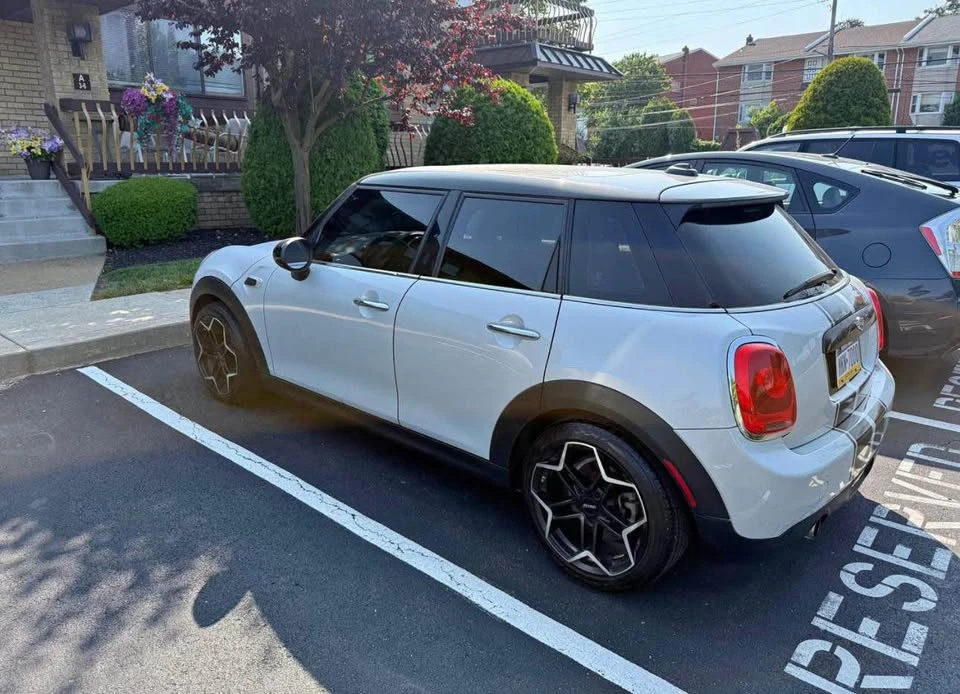 2016 Mini Mini 3rd Gen - Image 4 of 4
