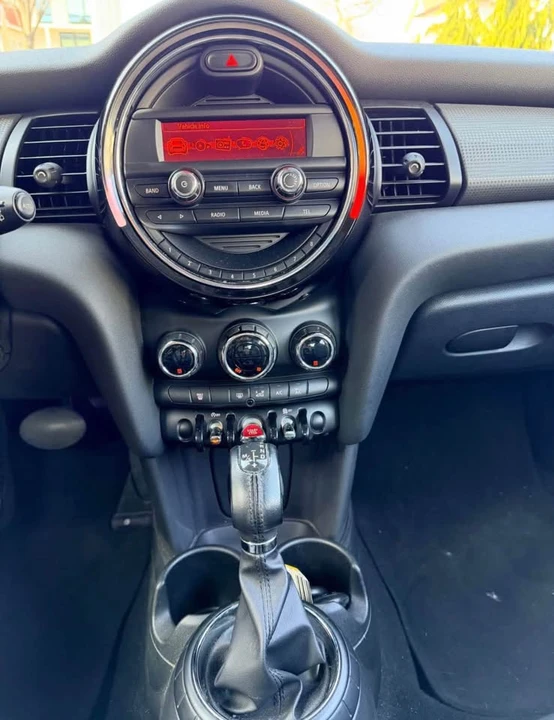 2016 Mini Mini 3rd Gen - Image 16 of 19