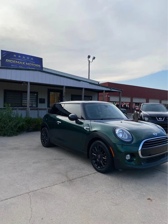 2016 Mini Mini 3rd Gen - Image 3 of 18