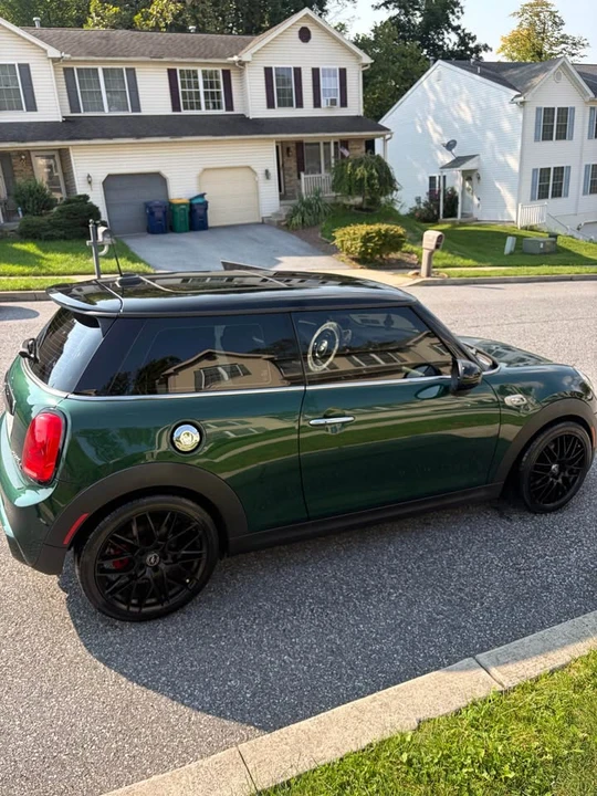 2016 Mini Mini 3rd Gen - Image 2 of 8