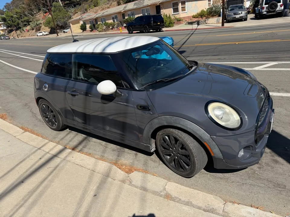 2016 Mini Mini 3rd Gen - Image 3 of 4