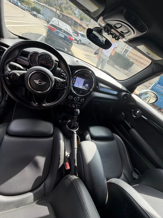 2016 Mini Mini 3rd Gen - Image 3 of 8