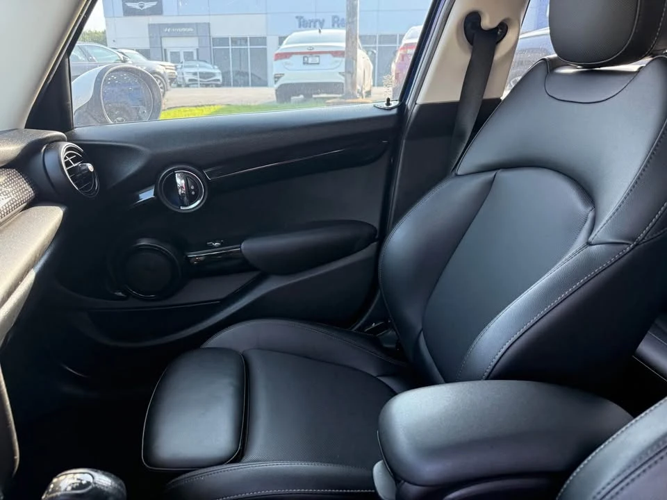 2016 Mini Mini 3rd Gen - Image 9 of 14