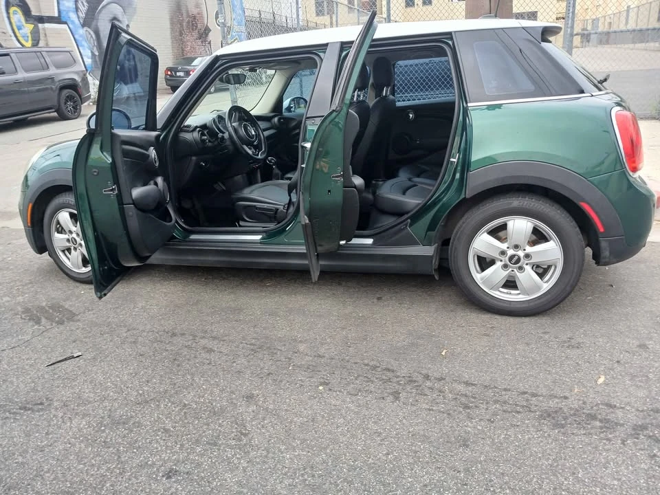 2016 Mini Mini 3rd Gen - Image 13 of 20