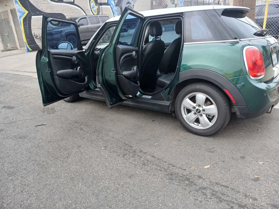 2016 Mini Mini 3rd Gen - Image 2 of 20